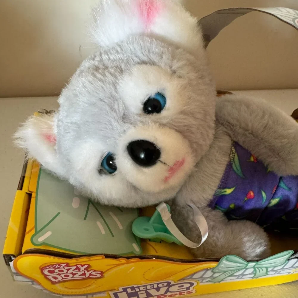 Little Live Pets: Cozy Dozy Kip the Koala Cuddly and Soft Stuffed Plush - Picture 2 of 5